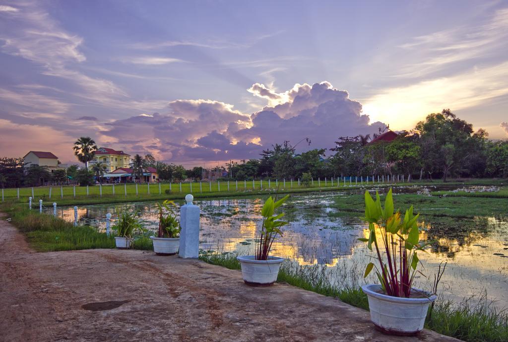 Overflow Guesthouse Siem Reap Esterno foto